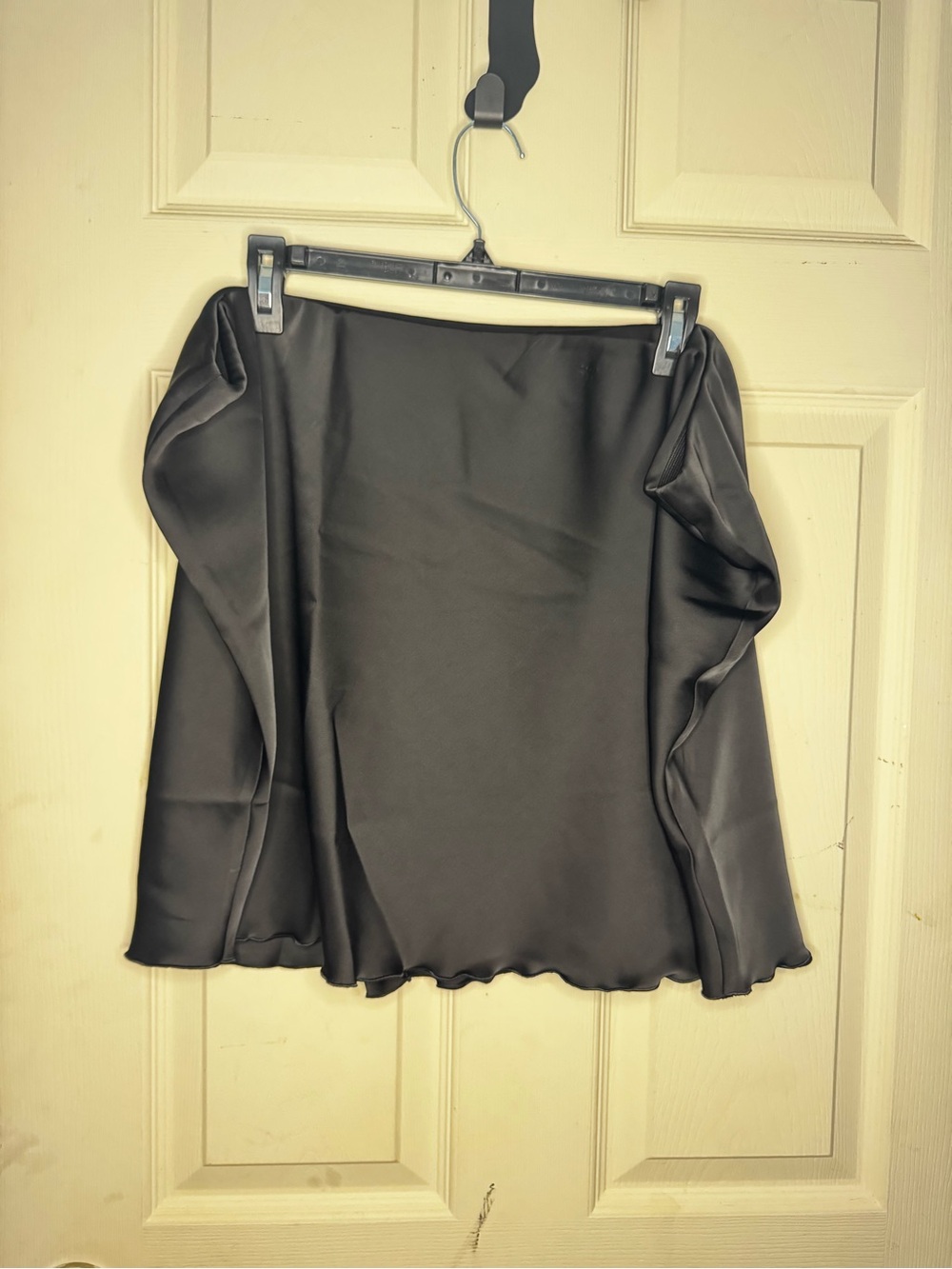 H&M Satin Black Women’s Skirt